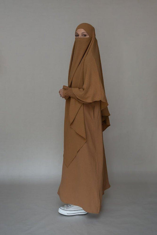 Avalom prayer gown umrah abaya dress non-wrinkling in brown - ANNAH HARIRI