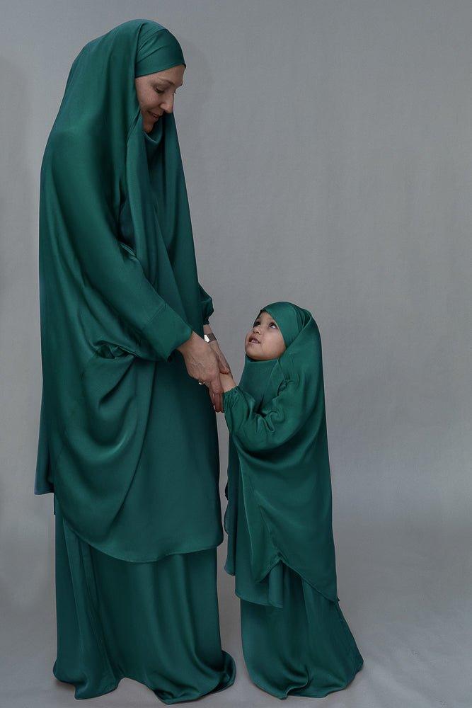 Dark Green Adult prayer gown from "Mommy and Me" Prayer Khimar collection - ANNAH HARIRI